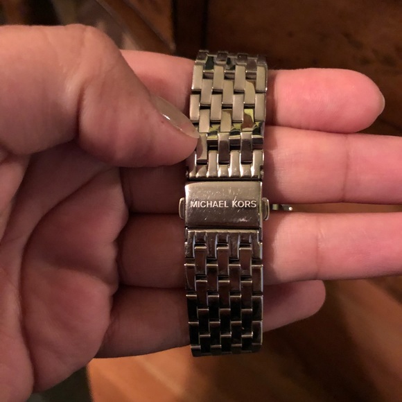 Watch - Picture 4 of 5